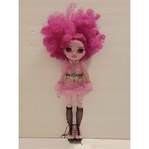 Shadow High Costume Ball Lola Wilde Doll Special Edition Missing Right Hand.